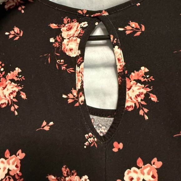 Floral Skate dress - Picture 2 of 3